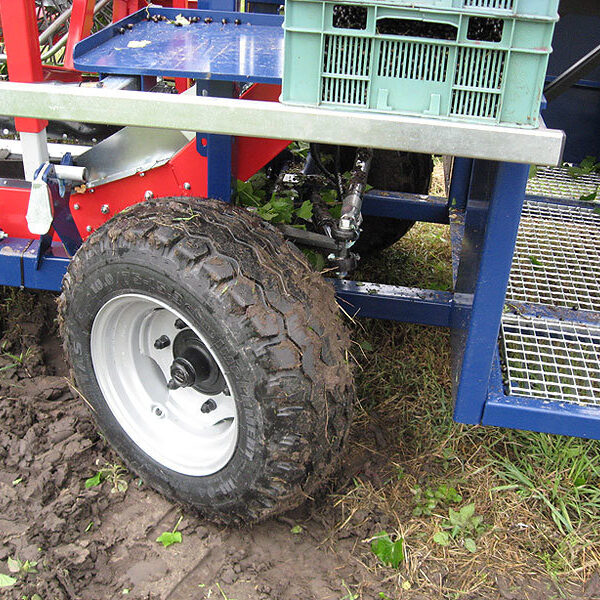 Berry harvester Jagoda Jarek - 11