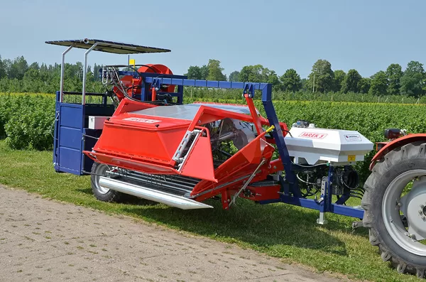 Berry harvester Jagoda Jarek - 3