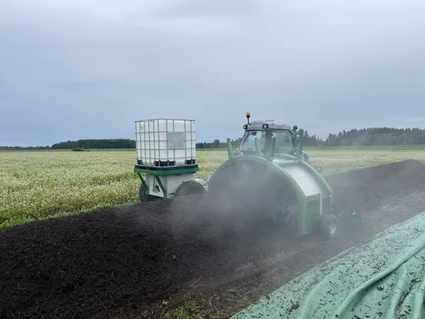 Quality compost under cover